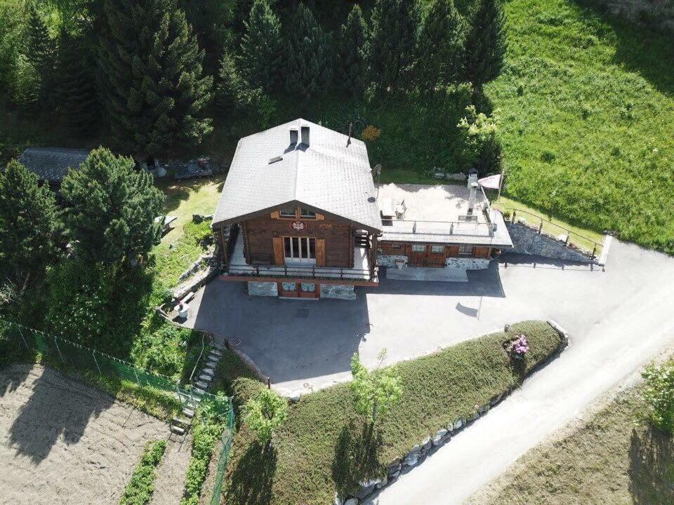 Ferienwohnung Le Vatzerou La Tzoumaz Exterior foto
